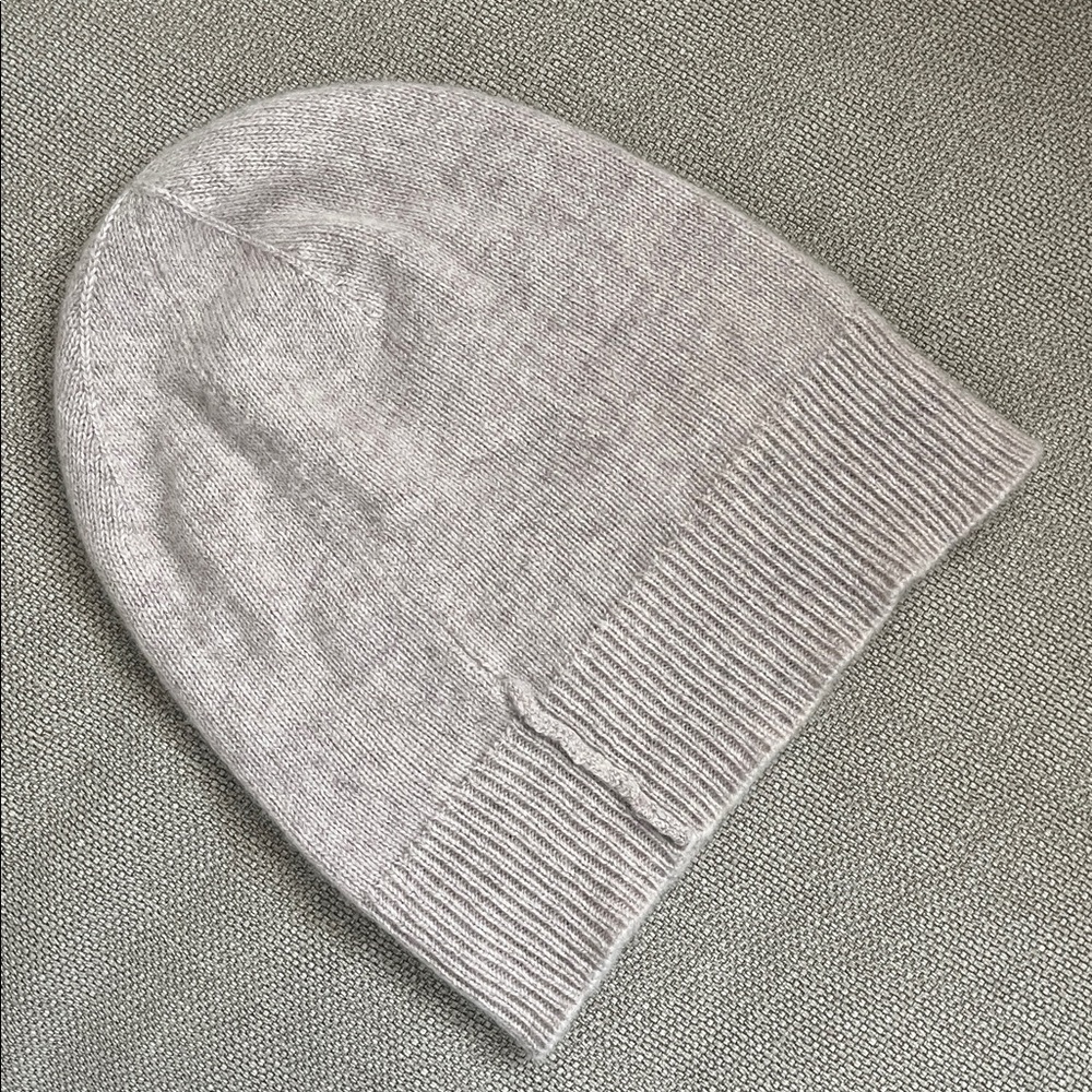 Charter Club 100% cashmere hat - Picture 5 of 7